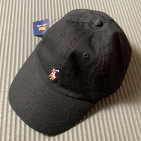 Ralph Lauren Black Polo Hat with Embroidered Logo - Picture 2 of 4